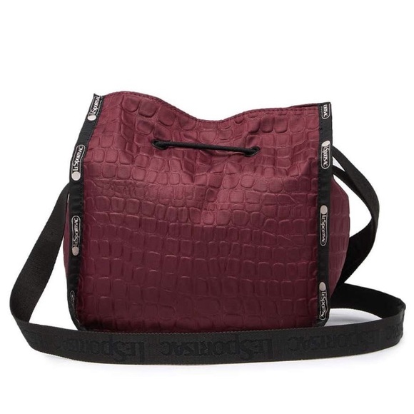 ✔️SOLD NWT LeSportsac Drawstring Crossbody Bag - Picture 4 of 7